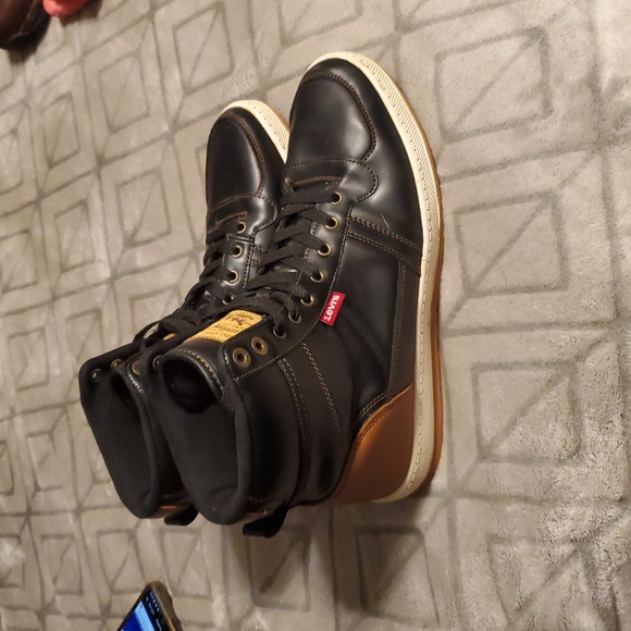 Levi's Stanton High-top Sneakers Black/Tan - Picture 1 of 11